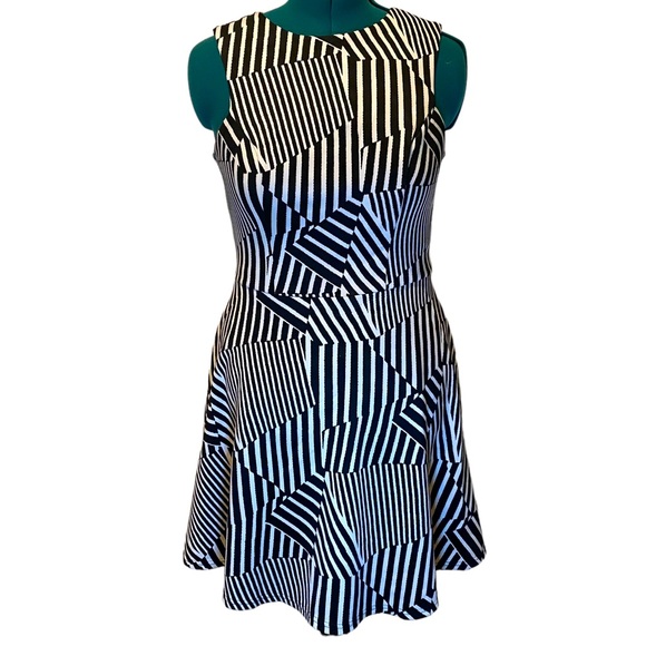 2for$35 Atmosphere Black & White Abstract Stripes A-Line Dress Size UK14/US10 - Picture 1 of 13